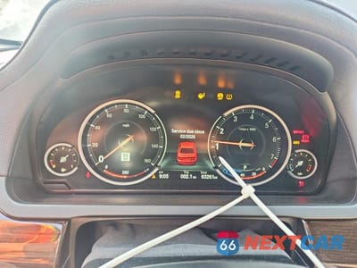 Zdjęcie 9 z 12 samochodu: 2015 BMW 740 LXI VIN:WBAYF4C56FD874013 - miniatura