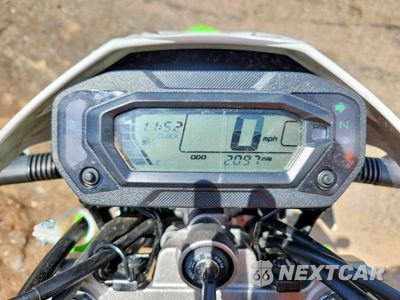 Zdjęcie 7 z 9 samochodu: 2022 KAWASAKI KLX230 H VIN:MH4LXCH1XNJP00162 - miniatura