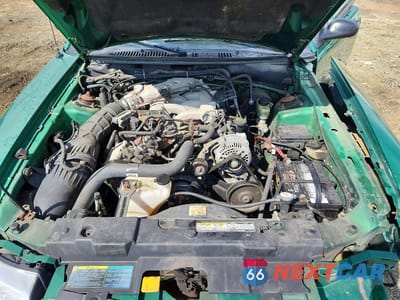 Zdjęcie 11 z 12 samochodu: 2000 FORD MUSTANG VIN:1FAFP4041YF247106 - miniatura