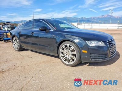 Czwarte zdjęcie samochodu z boku: 2012 AUDI A7 PREMIUM PLUS VIN:WAUYGAFC2CN078855 - miniatura
