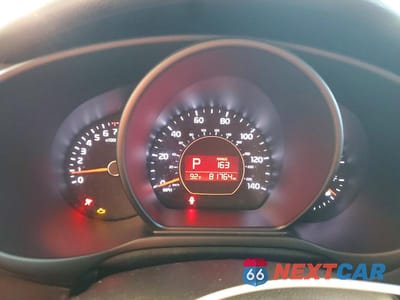 Zdjęcie 9 z 12 samochodu: 2017 KIA SOUL + VIN:KNDJP3A54H7881333 - miniatura