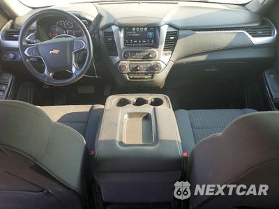 Zdjęcie 8 z 14 samochodu: 2018 CHEVROLET SUBURBAN K1500 LS VIN:1GNSKGEC7JR119070 - miniatura