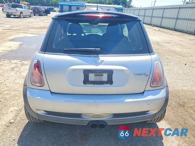Zdjęcie 6 z 12 samochodu: 2004 MINI COOPER S VIN:WMWRE33474TD82492 - miniatura