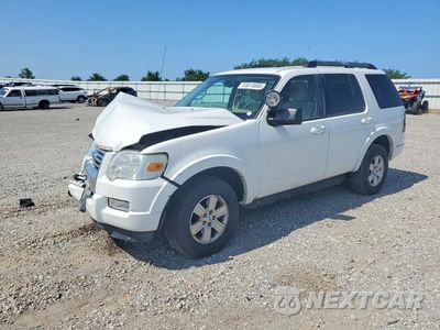 2010 FORD EXPLORER XLT 1FMEU7DE2AUA71795 - główne zdjęcie licytacji z USA - miniatura