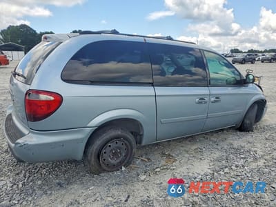 Trzecie zdjęcie samochodu z tyłu: 2005 CHRYSLER TOWN & COUNTRY LX VIN:2C4GP44R85R478612 - miniatura
