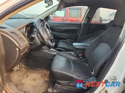 Zdjęcie 7 z 12 samochodu: 2019 MITSUBISHI OUTLANDER SPORT ES VIN:JA4AR3AU1KU025220 - miniatura