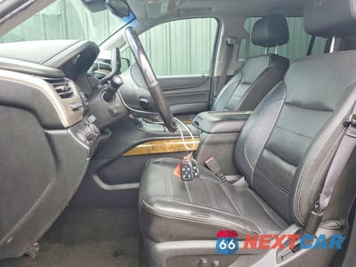Zdjęcie 7 z 13 samochodu: 2017 GMC YUKON XL DENALI VIN:1GKS2HKJ1HR397561 - miniatura