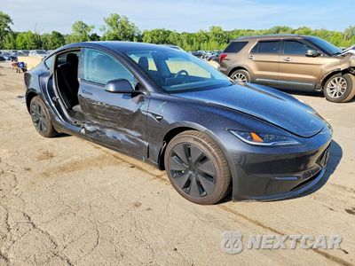 Czwarte zdjęcie samochodu z boku: 2024 TESLA MODEL 3 VIN:5YJ3E1EB2RF798157 - miniatura