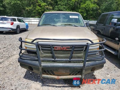 Piąte zdjęcie samochodu w środku: 2005 GMC SIERRA K2500 HEAVY DUTY VIN:1GTHK29U95E217880 - miniatura