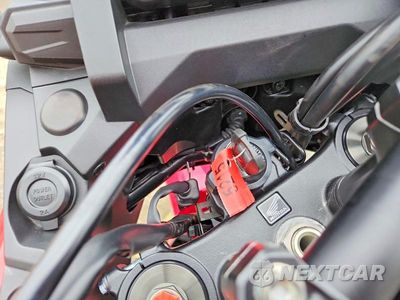 Zdjęcie 8 z 9 samochodu: 2024 HONDA CRF1000 A VIN:JH2SD1510RK000366 - miniatura