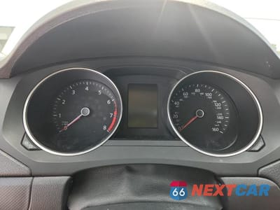 Zdjęcie 9 z 12 samochodu: 2015 VOLKSWAGEN JETTA BASE VIN:3VW2K7AJ2FM402513 - miniatura
