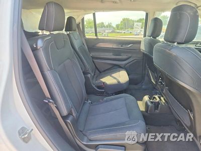 Zdjęcie 11 z 13 samochodu: 2023 JEEP GRAND CHEROKEE L LAREDO VIN:1C4RJKAG5P8894746 - miniatura