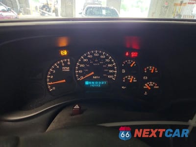 Zdjęcie 9 z 12 samochodu: 2002 CHEVROLET SILVERADO K1500 VIN:2GCEK19V321251638 - miniatura