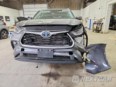 Piąte zdjęcie samochodu w środku: 2023 TOYOTA HIGHLANDER HYBRID XLE VIN:5TDKBRCH8PS583708 - miniatura