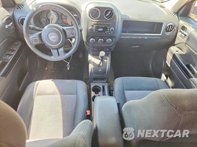Zdjęcie 8 z 12 samochodu: 2016 JEEP PATRIOT SPORT VIN:1C4NJPBA5GD527746 - miniatura