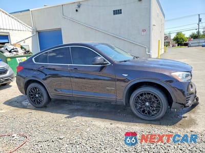 Czwarte zdjęcie samochodu z boku: 2015 BMW X4 XDRIVE28I VIN:5UXXW3C59F0M88250 - miniatura