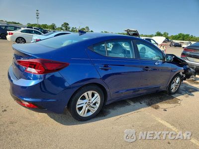 Trzecie zdjęcie samochodu z tyłu: 2020 HYUNDAI ELANTRA VALUE EDITION VIN:5NPD84LF6LH625804 - miniatura