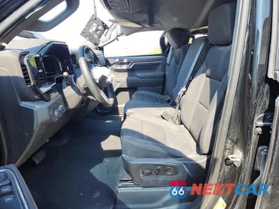 Zdjęcie 7 z 13 samochodu: 2024 CHEVROLET SILVERADO K1500 LT TRAIL BOSS VIN:3GCPDFEK5RG126007 - miniatura