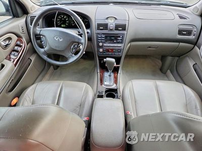 Zdjęcie 8 z 12 samochodu: 2001 INFINITI I30 BASE VIN:JNKCA31A71T003169 - miniatura