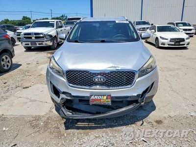 Piąte zdjęcie samochodu w środku: 2016 KIA SORENTO LX VIN:5XYPG4A34GG123959 - miniatura