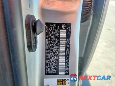 Zdjęcie 12 z 12 samochodu: 2005 TOYOTA PRIUS BASE VIN:JTDKB20U057017719 - miniatura