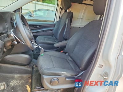 Zdjęcie 7 z 12 samochodu: 2023 MERCEDES-BENZ METRIS VIN:W1YV0CEY4P4297553 - miniatura