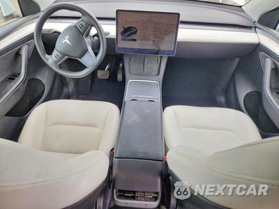 Zdjęcie 8 z 13 samochodu: 2025 TESLA MODEL Y VIN:7SAYGDEDXSF257014 - miniatura