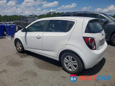 Drugie zdjęcie samochodu z przodu: 2012 CHEVROLET SONIC LT VIN:1G1JC6SH2C4155270 - miniatura