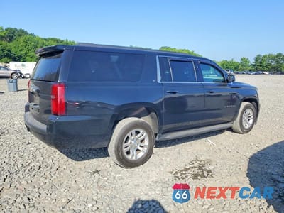 Trzecie zdjęcie samochodu z tyłu: 2020 CHEVROLET SUBURBAN K1500 LT VIN:1GNSKHKC2LR121757 - miniatura