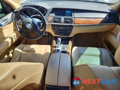 Zdjęcie 8 z 13 samochodu: 2013 BMW X5 XDRIVE35I VIN:5UXZV4C53D0B02441 - miniatura