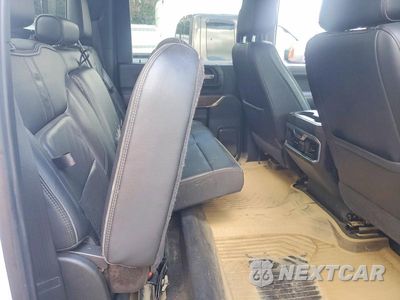 Zdjęcie 10 z 12 samochodu: 2020 CHEVROLET SILVERADO K2500 HIGH COUNTRY VIN:1GC4YREY6LF171933 - miniatura