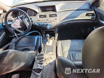 Zdjęcie 8 z 13 samochodu: 2008 HONDA ACCORD EXL VIN:JHMCP268X8C056540 - miniatura
