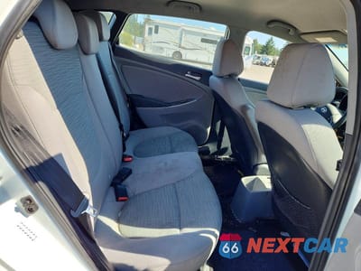 Zdjęcie 10 z 12 samochodu: 2016 HYUNDAI ACCENT SE VIN:KMHCT5AE0GU256200 - miniatura