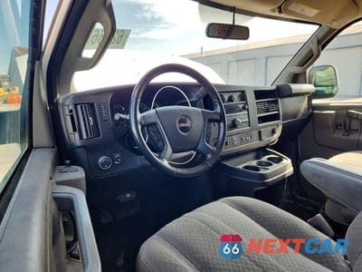 Zdjęcie 8 z 13 samochodu: 2020 GMC SAVANA G2500 VIN:1GTW7AFG6L1140598 - miniatura