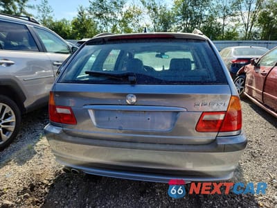 Zdjęcie 6 z 12 samochodu: 2003 BMW 325 XIT VIN:WBAEP33403PF03413 - miniatura