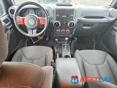 Zdjęcie 8 z 13 samochodu: 2017 JEEP WRANGLER UNLIMITED SPORT VIN:1C4BJWDG6HL576069 - miniatura