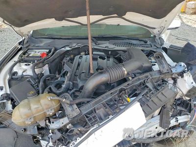 Zdjęcie 11 z 12 samochodu: 2018 FORD MUSTANG VIN:1FATP8UH6J5109600 - miniatura