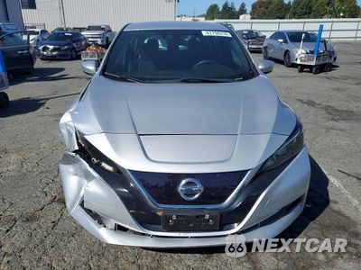 Piąte zdjęcie samochodu w środku: 2020 NISSAN LEAF SV VIN:1N4AZ1CPXLC305586 - miniatura