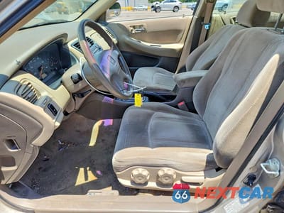 Zdjęcie 7 z 12 samochodu: 1999 HONDA ACCORD LX VIN:1HGCG5647XA084517 - miniatura
