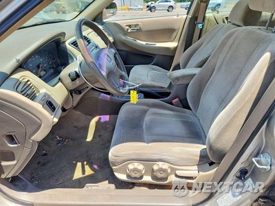 Zdjęcie 7 z 12 samochodu: 1999 HONDA ACCORD LX VIN:1HGCG5647XA084517 - miniatura
