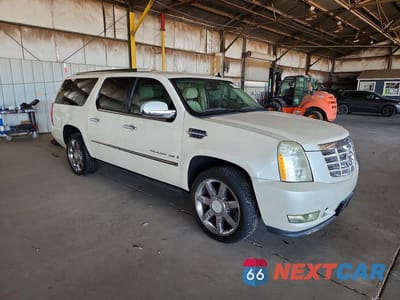 Czwarte zdjęcie samochodu z boku: 2008 CADILLAC ESCALADE VIN:1GYFK66888R271779 - miniatura
