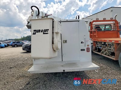 Zdjęcie 6 z 13 samochodu: 2019 FORD E350 BUCKET TRUCK VIN:1FDWE3FS9KDC72754 - miniatura