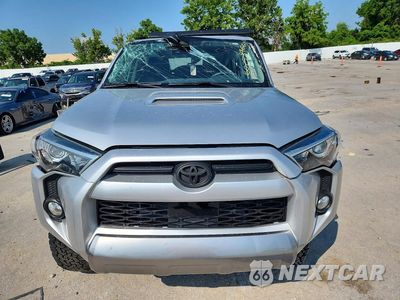 Piąte zdjęcie samochodu w środku: 2020 TOYOTA 4RUNNER TRD OFF-ROAD PREMIUM VIN:JTEBUSJR5L5751752 - miniatura