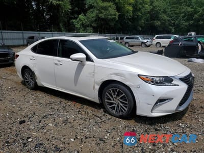 Czwarte zdjęcie samochodu z boku: 2016 LEXUS ES VIN:58ABK1GGXGU019349 - miniatura