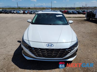 Piąte zdjęcie samochodu w środku: 2022 HYUNDAI ELANTRA LIMITED VIN:5NPLP4AG8NH053549 - miniatura