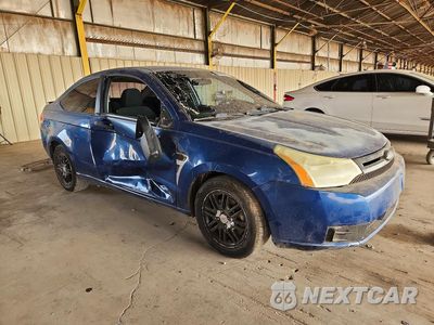 Czwarte zdjęcie samochodu z boku: 2008 FORD FOCUS SE VIN:1FAHP33N18W179039 - miniatura
