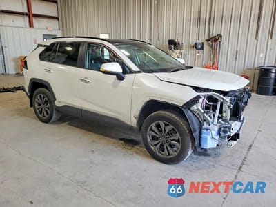Czwarte zdjęcie samochodu z boku: 2022 TOYOTA RAV4 LIMITED VIN:4T3D6RFV5NU070796 - miniatura