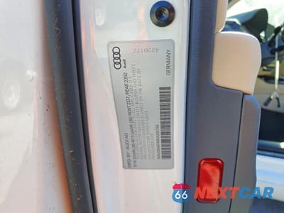 Zdjęcie 12 z 12 samochodu: 2019 AUDI A4 PREMIUM VIN:WAUGMAF46KA006768 - miniatura