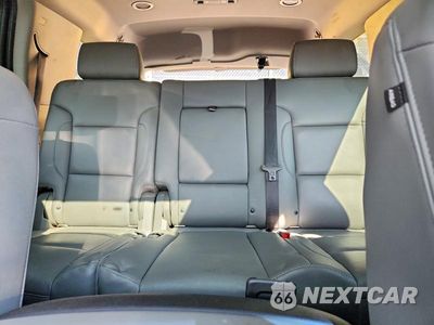 Zdjęcie 10 z 13 samochodu: 2019 CHEVROLET TAHOE C1500 LT VIN:1GNSCBKC9KR279280 - miniatura