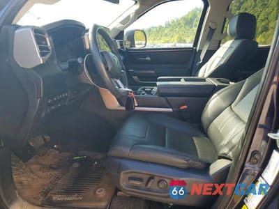 Zdjęcie 7 z 12 samochodu: 2024 TOYOTA TUNDRA SR5 VIN:5TFLA5DB7RX160528 - miniatura